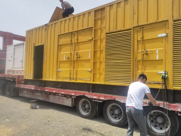 百色汽油发电机对供油装置的要求