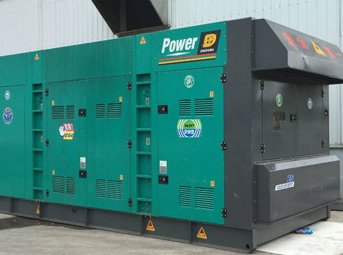 百色升级发电机组的过程中需要注意哪些安全事项？