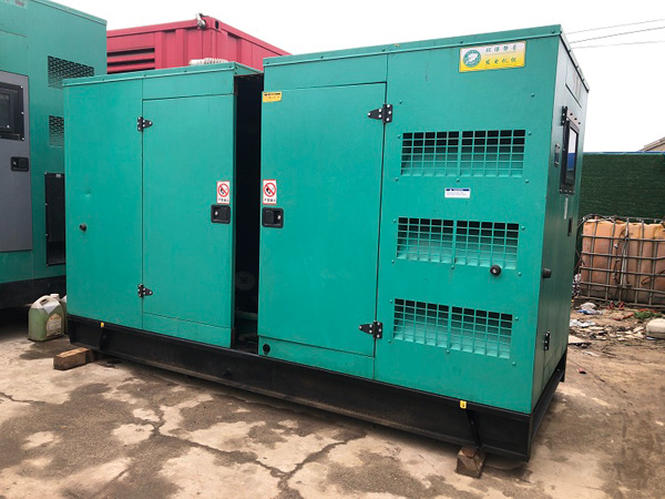 百色怎样合理控制磷酸铁锂蓄电池的充放电倍率以延长其使用寿命？